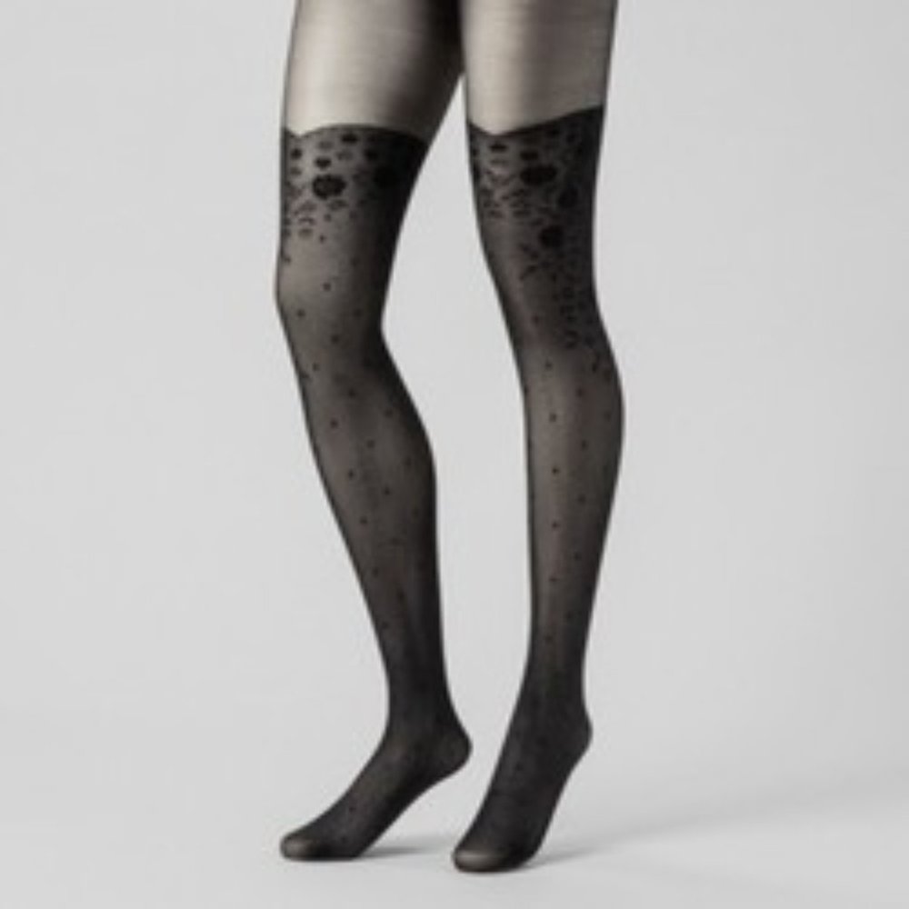 A New Day - Women's Floral Print With Dots Tights